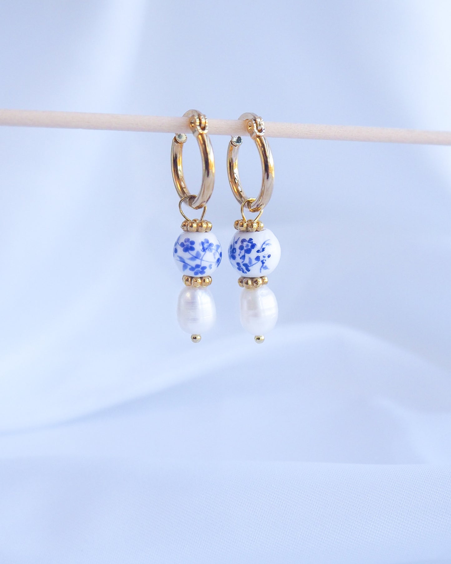 Portuguese Ceramic Pearl Earrings, Azulejo Earrings from Portugal, Portuguese Tlle Jewelry, Blue White Flower Porcelain Earrings