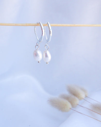 FRESHWATER PEARL EARRINGS - Silver Rosé or White Pearl