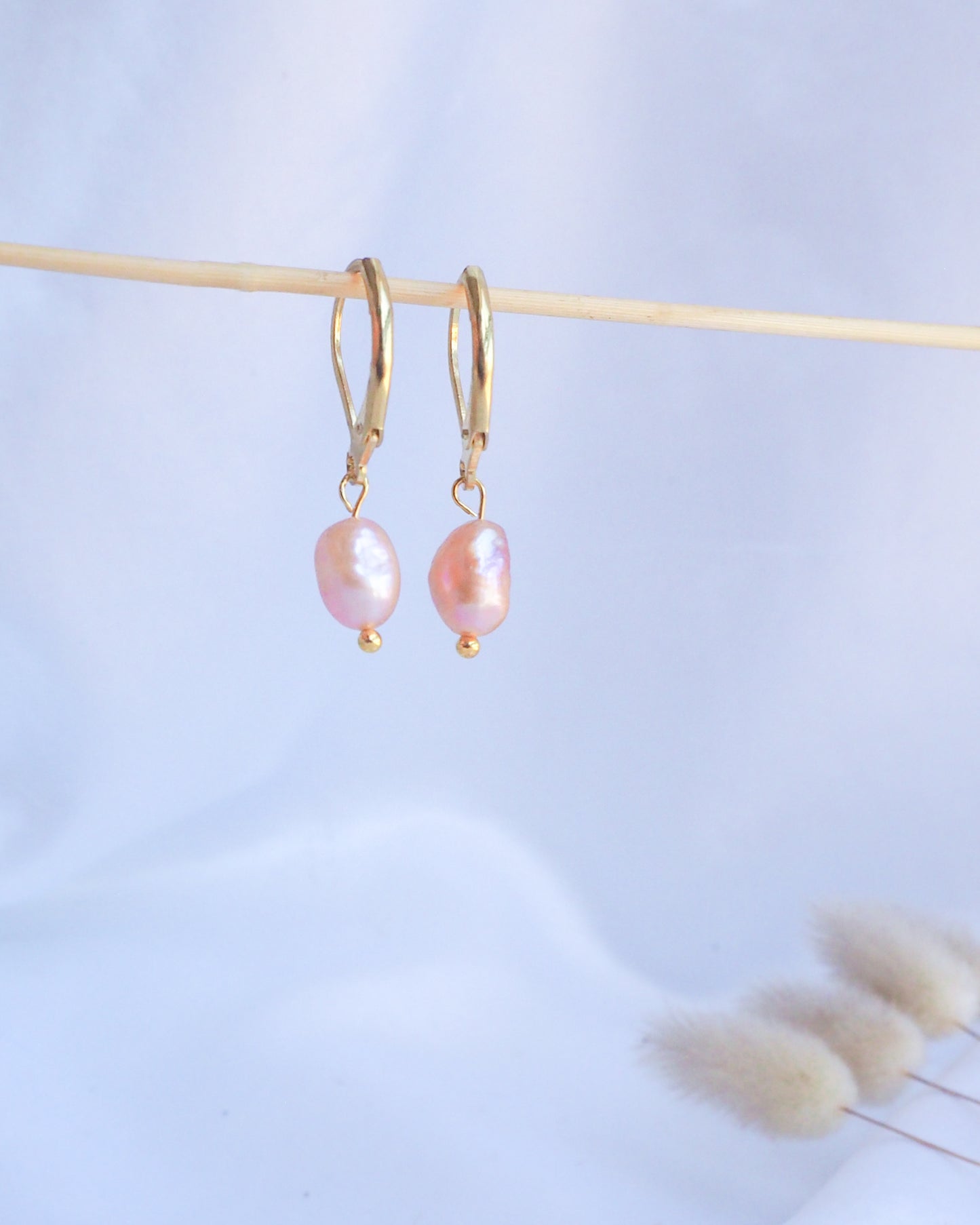 FRESHWATER PEARL EARRINGS - Gold Plated Rosé Pearl