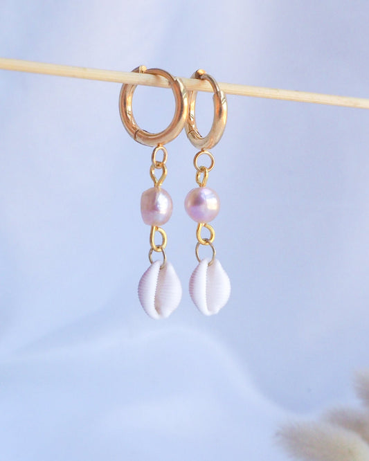 COWRIE SHELL PEARL EARRINGS ~ Gold Rosé Pearl