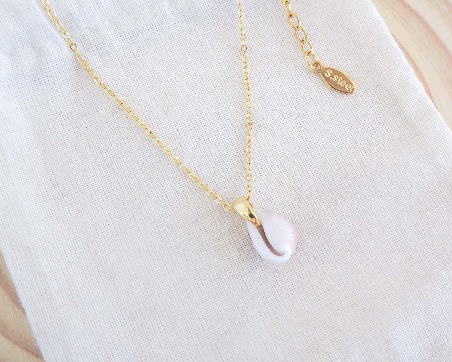 SEASHELL NECKLACE ~ Gold Cowrie Shell