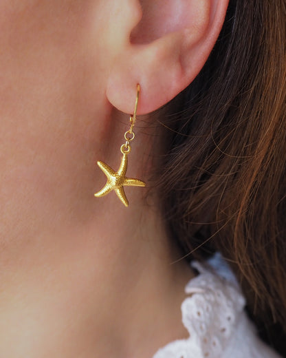 SEA STAR EARRINGS - Gold