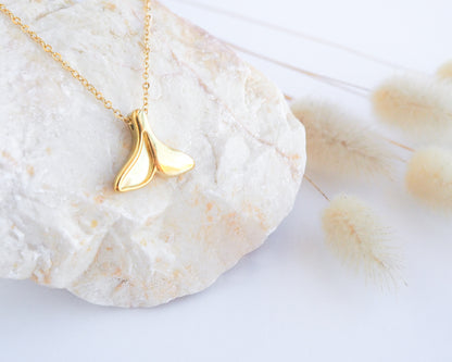 WHALE TAIL NECKLACE ~ Gold II