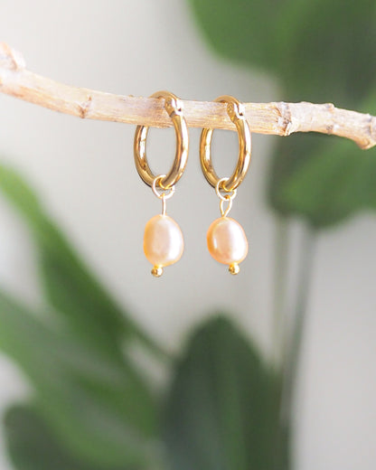 GOLD PEARL EARRINGS - Rosé Pearl