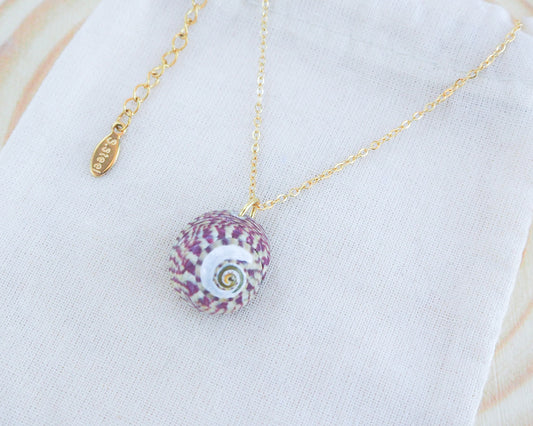 SEASHELL NECKLACE ~ Gold Purple Green Top Shell II