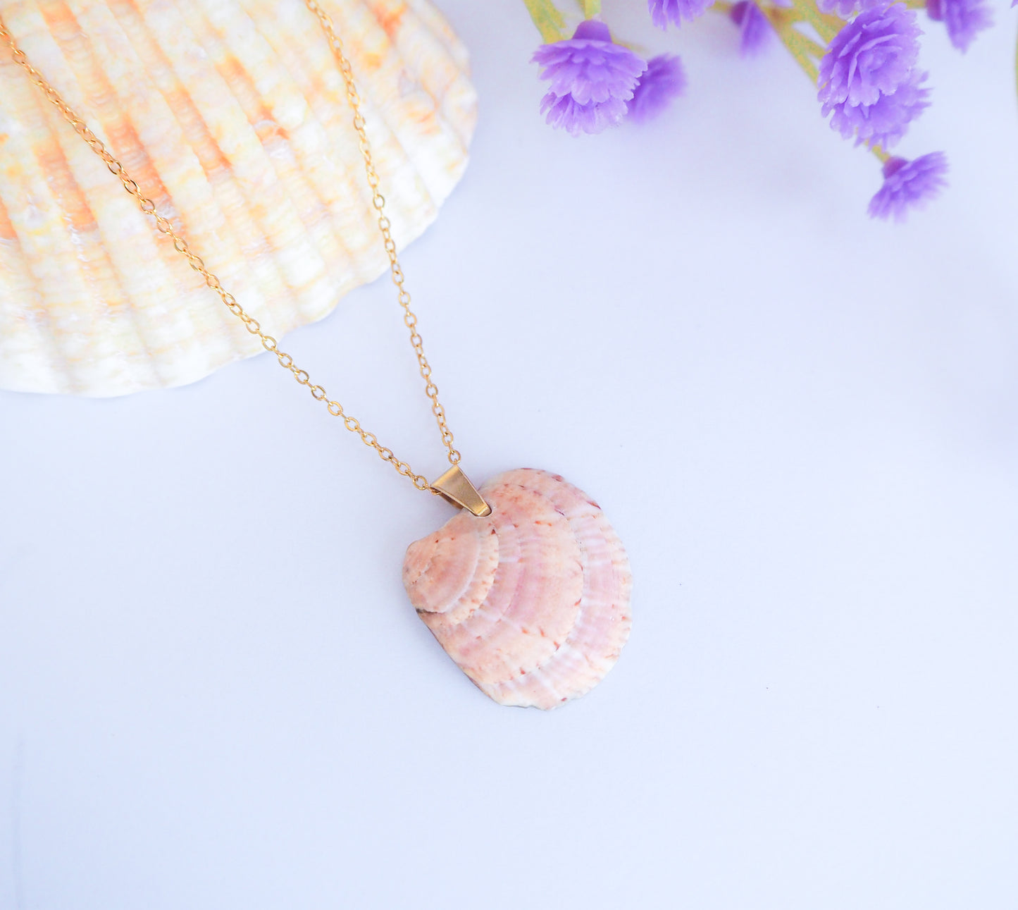 SEASHELL NECKLACE ~ Gold Sunset Pink Venus Shell