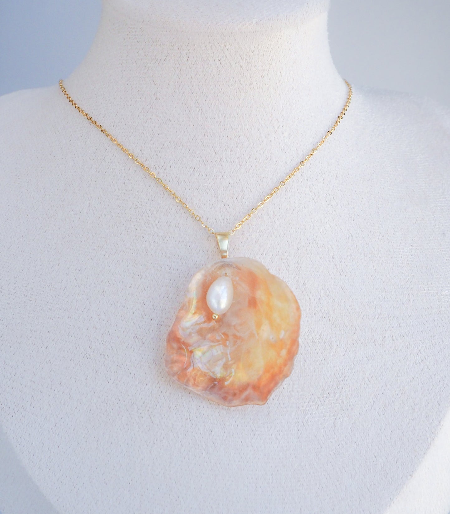 SEASHELL NECKLACE ~ Gold Pearl Rainbow Orange Jingle Shell