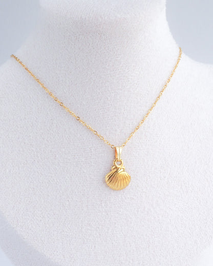 TINY SHELL NECKLACE ~ Gold or silver