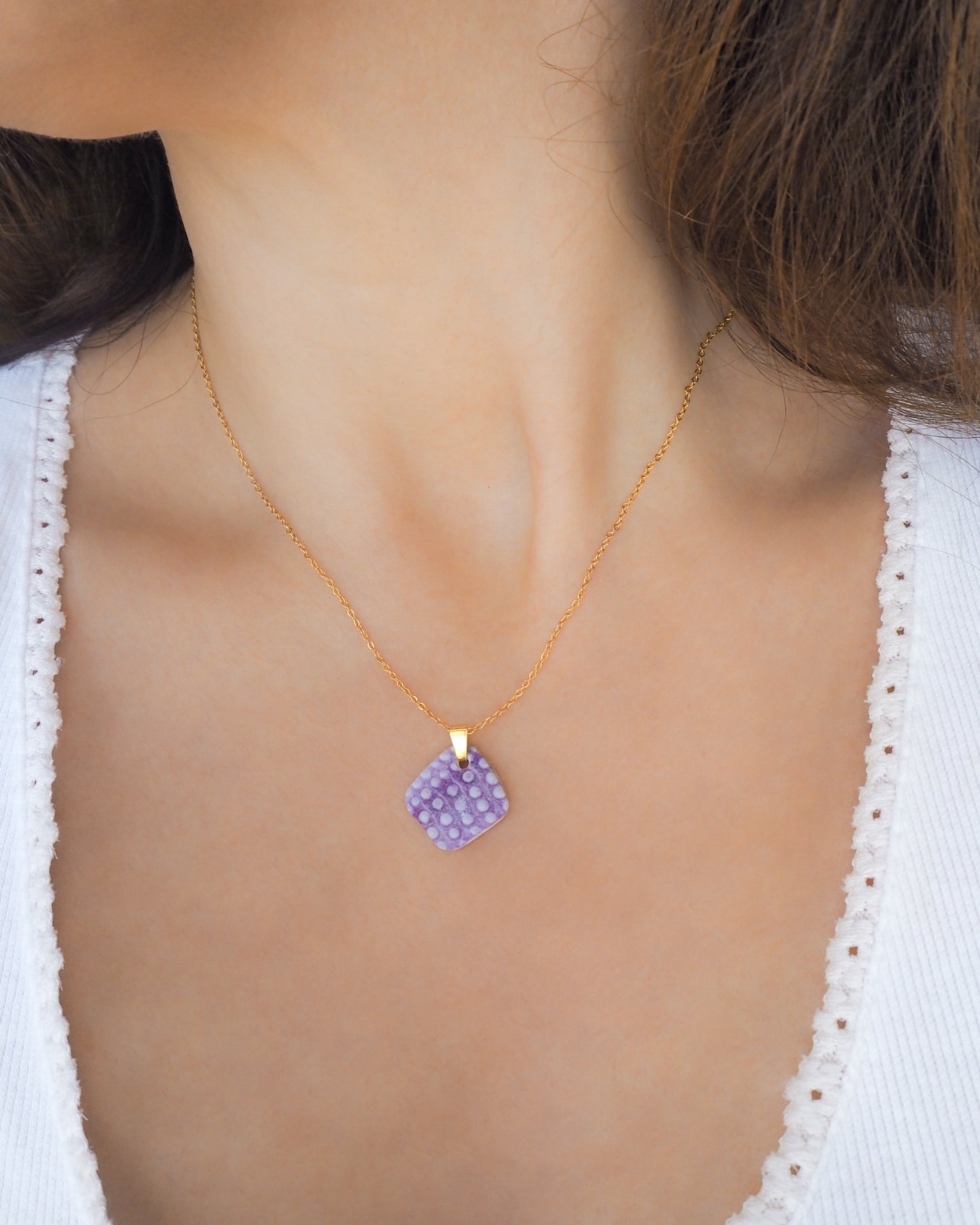 Purple Sea Urchin Necklace, Sea Urchin Jewelry, Lilac Purple Sea Urchin  Gold Necklace on neck model