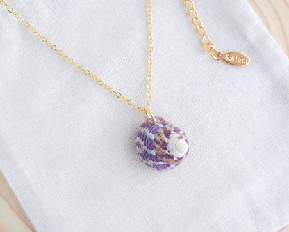 SEASHELL NECKLACE ~ Gold Purple Striped Top Shell